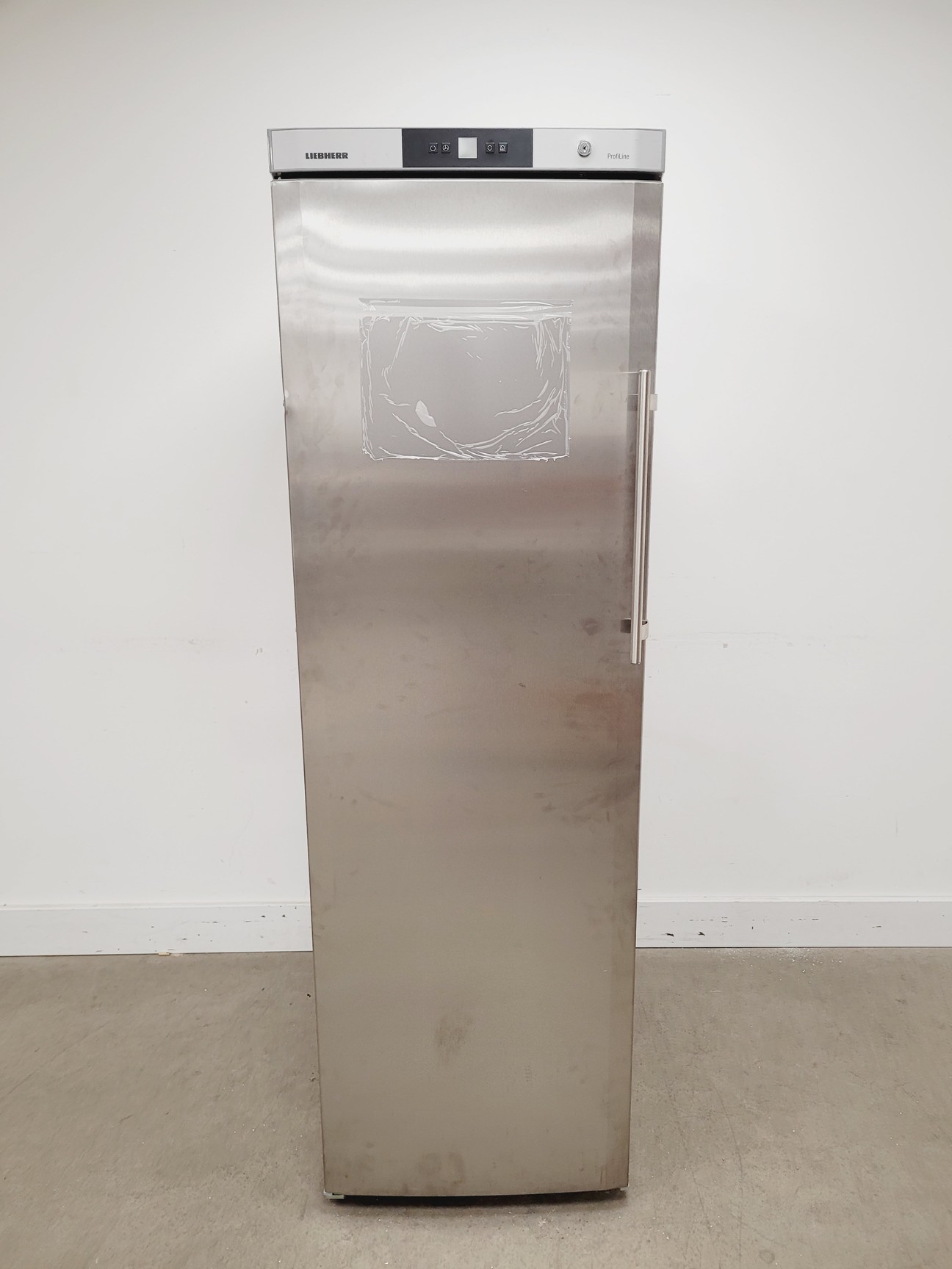 Image of Liebherr Profline Laboratory Refrigerator Fridge GKv 4360 Lab