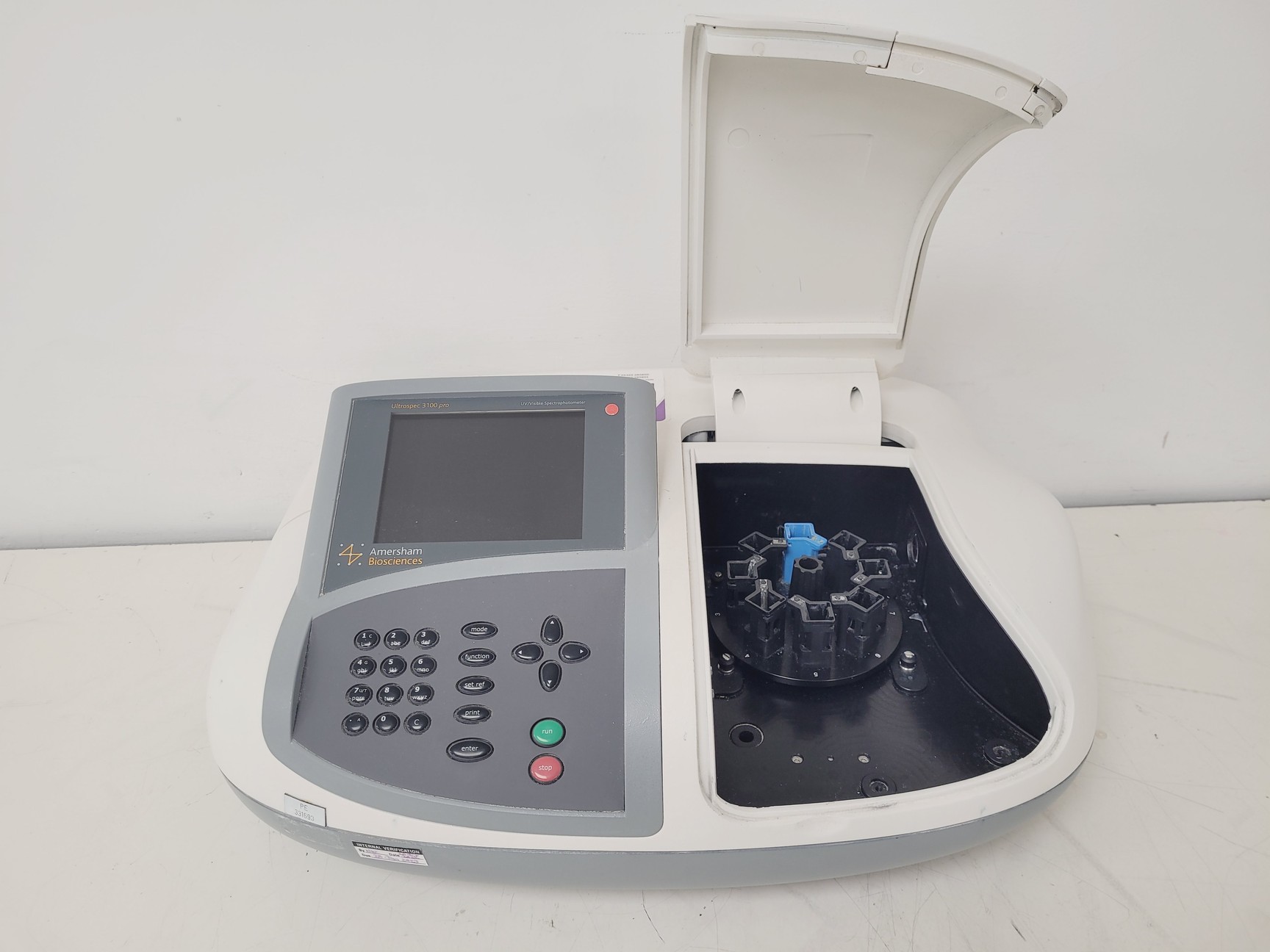 Image of Amersham Biosciences Ultrospec 3100 Pro Spectrophotometer Lab