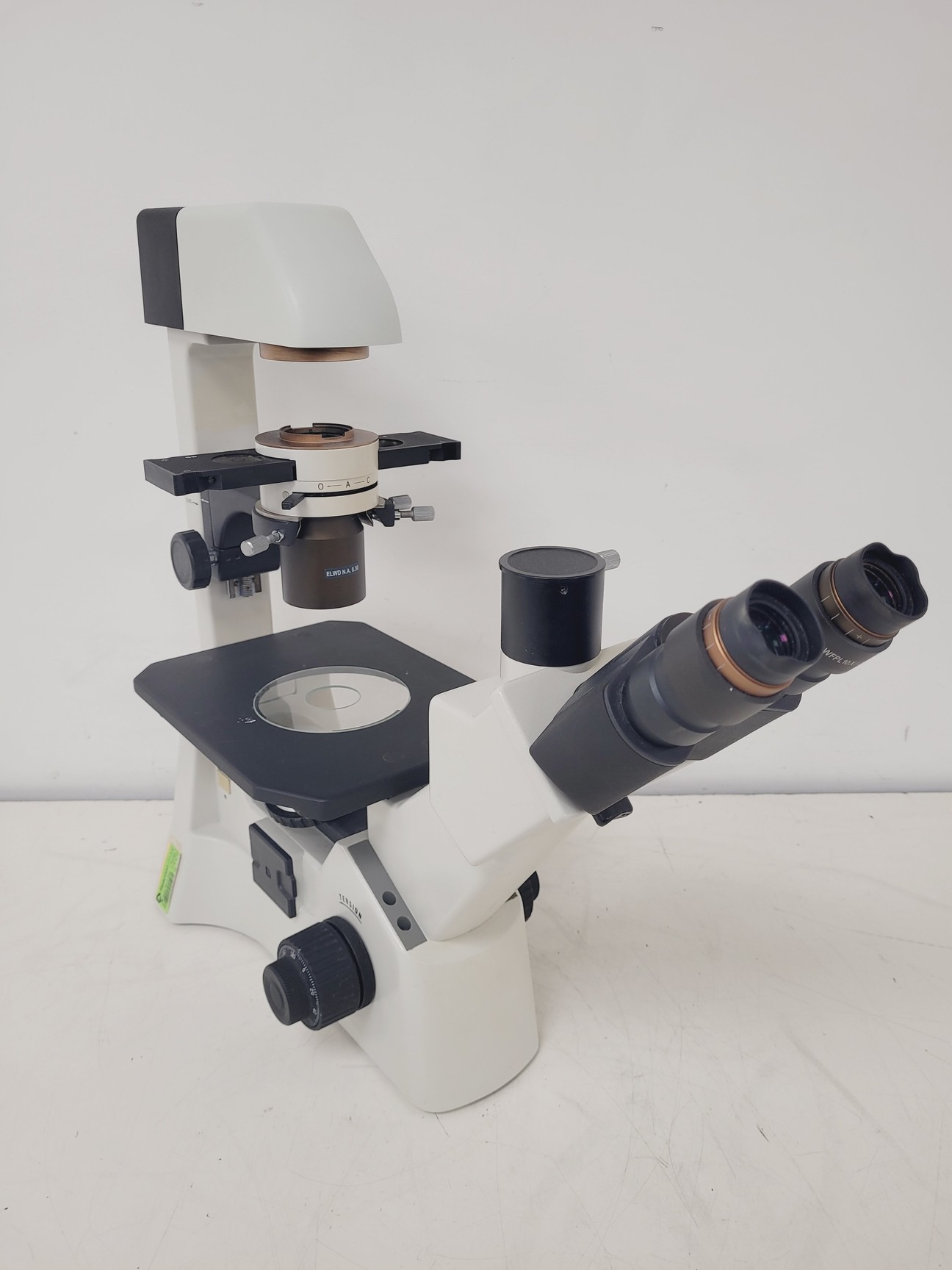 Image of MOTIC AE31 Series Inverted Microscope with 4 x Objectives Lab