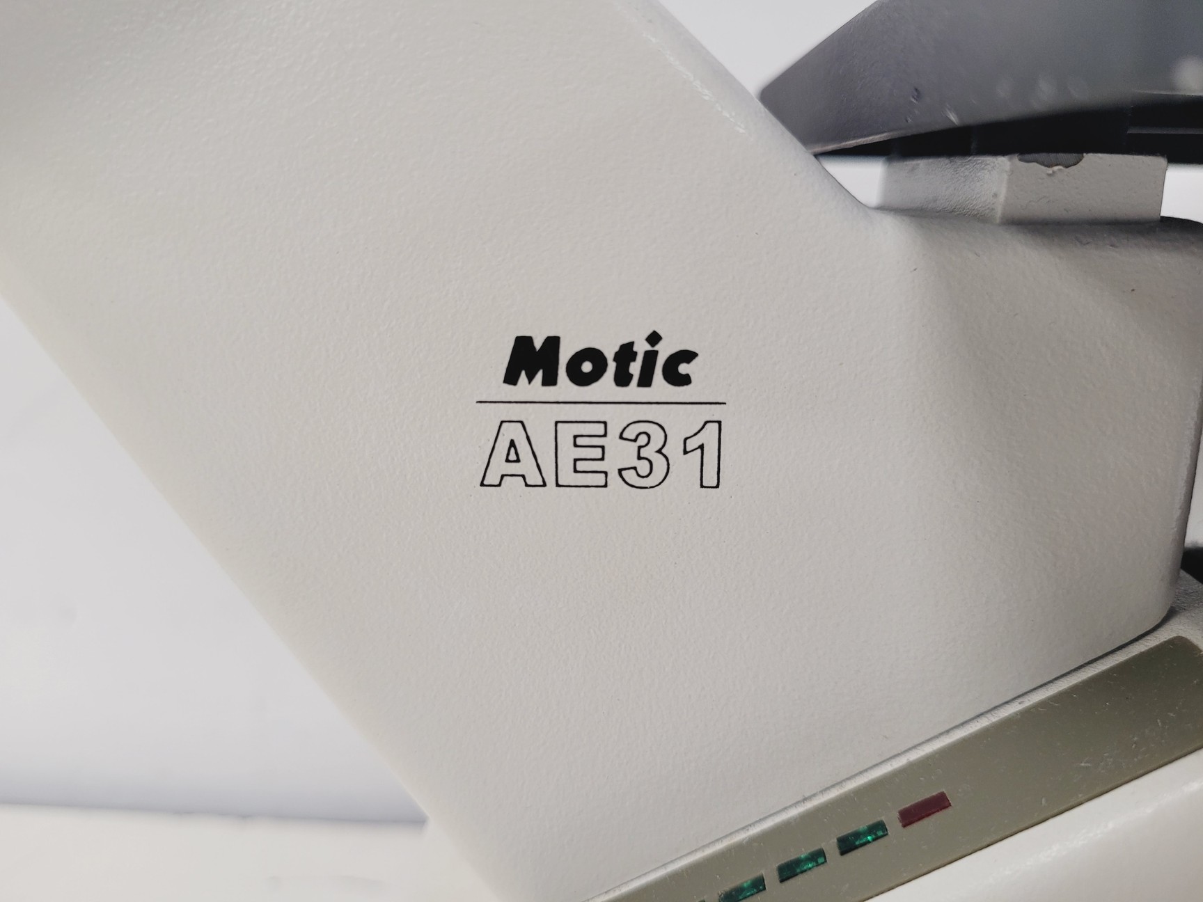 Image of MOTIC AE31 Series Inverted Microscope with 4 x Objectives Lab
