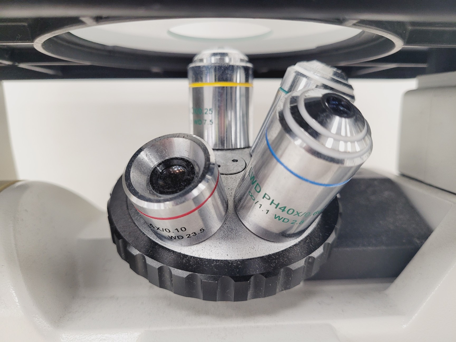 Image of MOTIC AE31 Series Inverted Microscope with 4 x Objectives Lab