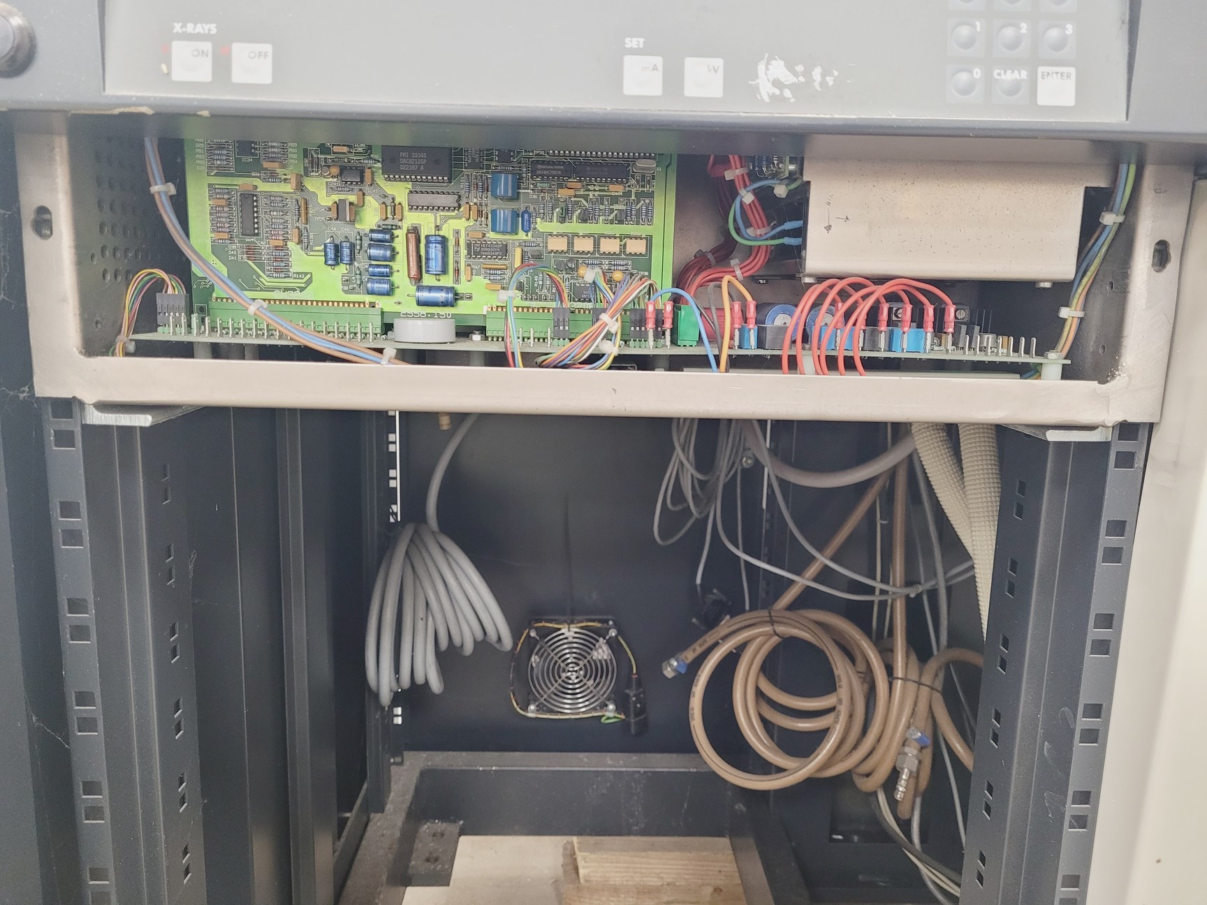 Image of 2x Enraf Nonius FR 590 X-Ray System Lab Spares/Repairs