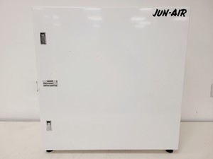 Thumbnail image of Jun-Air OF302-4S Oil-Free Compressor Lab