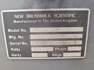 Thumbnail image of New Brunswick Scientific Controlled Environment Incubator Shaker G-25 Lab Faulty