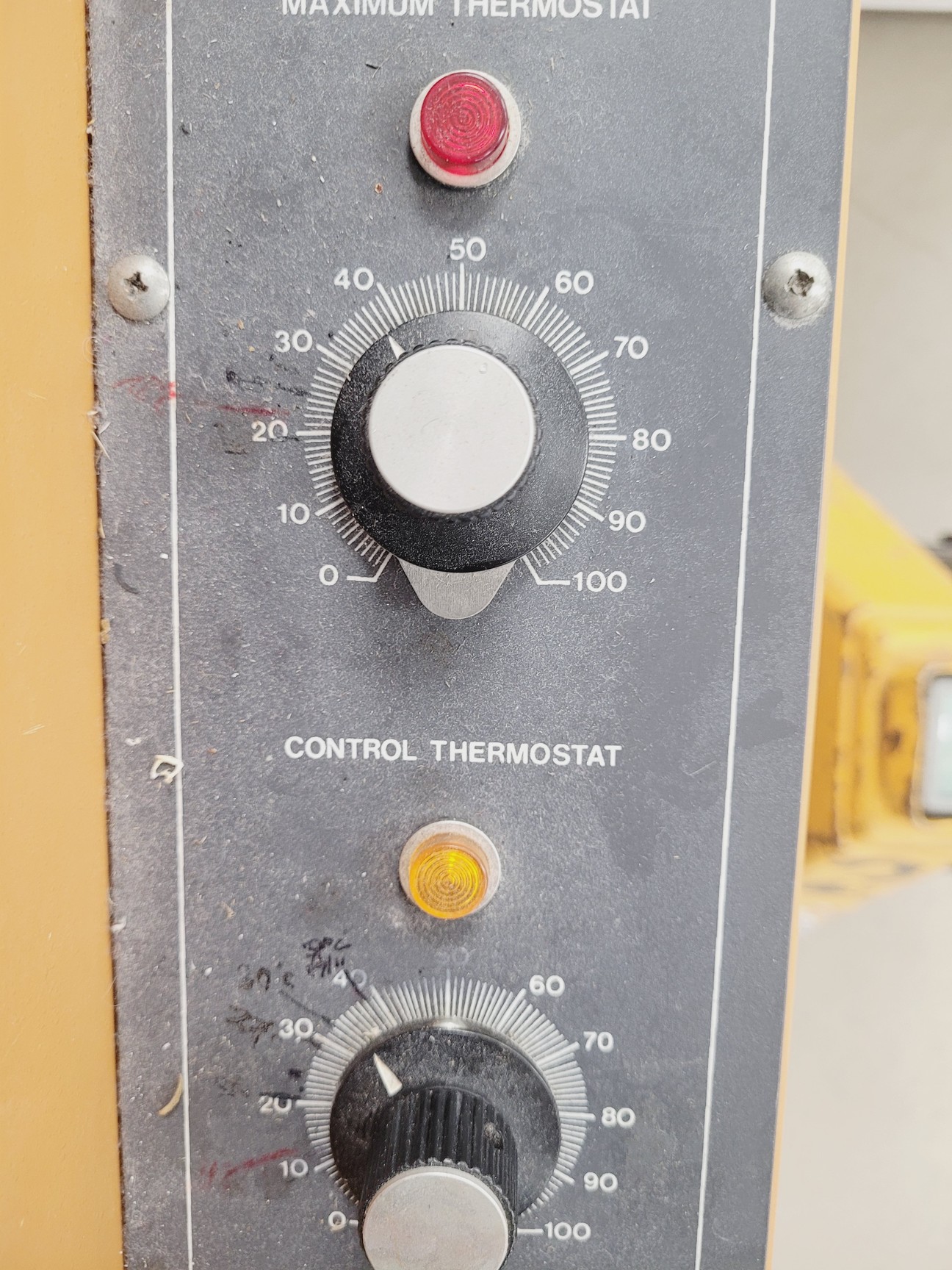 Image of New Brunswick Scientific Controlled Environment Incubator Shaker G-25 Lab Faulty