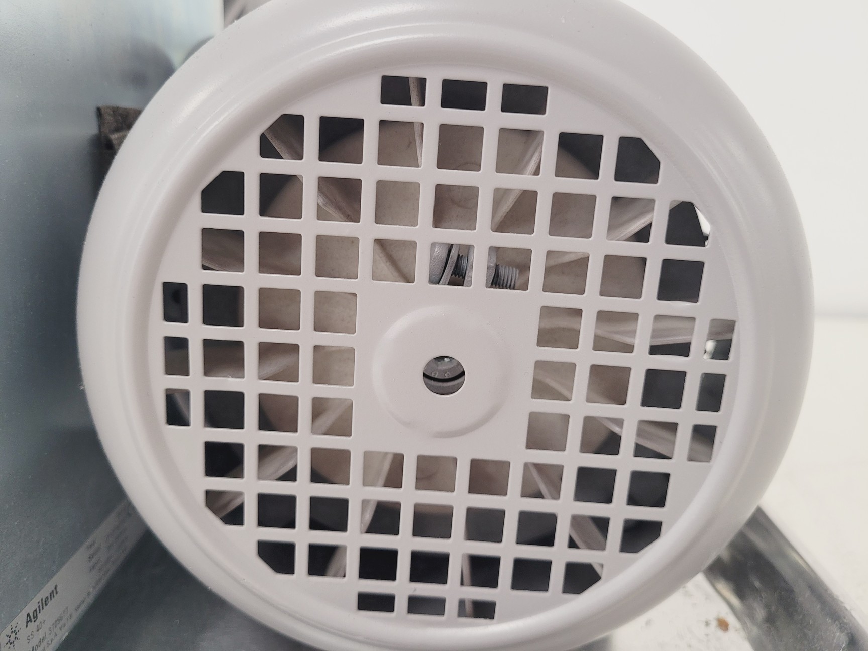 Image of Agilent Technologies MS40+ Rotary Vane Vacuum Pump Lab