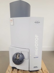 Thumbnail image of Bruker MicrOTOF Bench Top ESI-TOF MS Lab