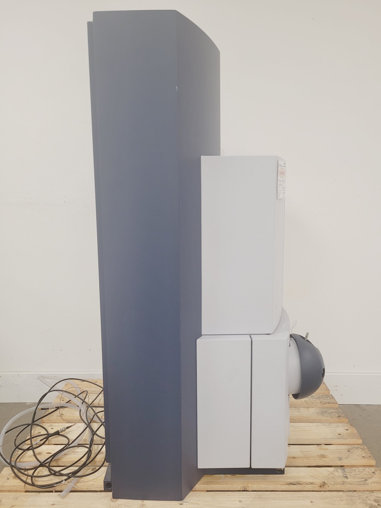 Image of Bruker MicrOTOF Bench Top ESI-TOF MS Lab