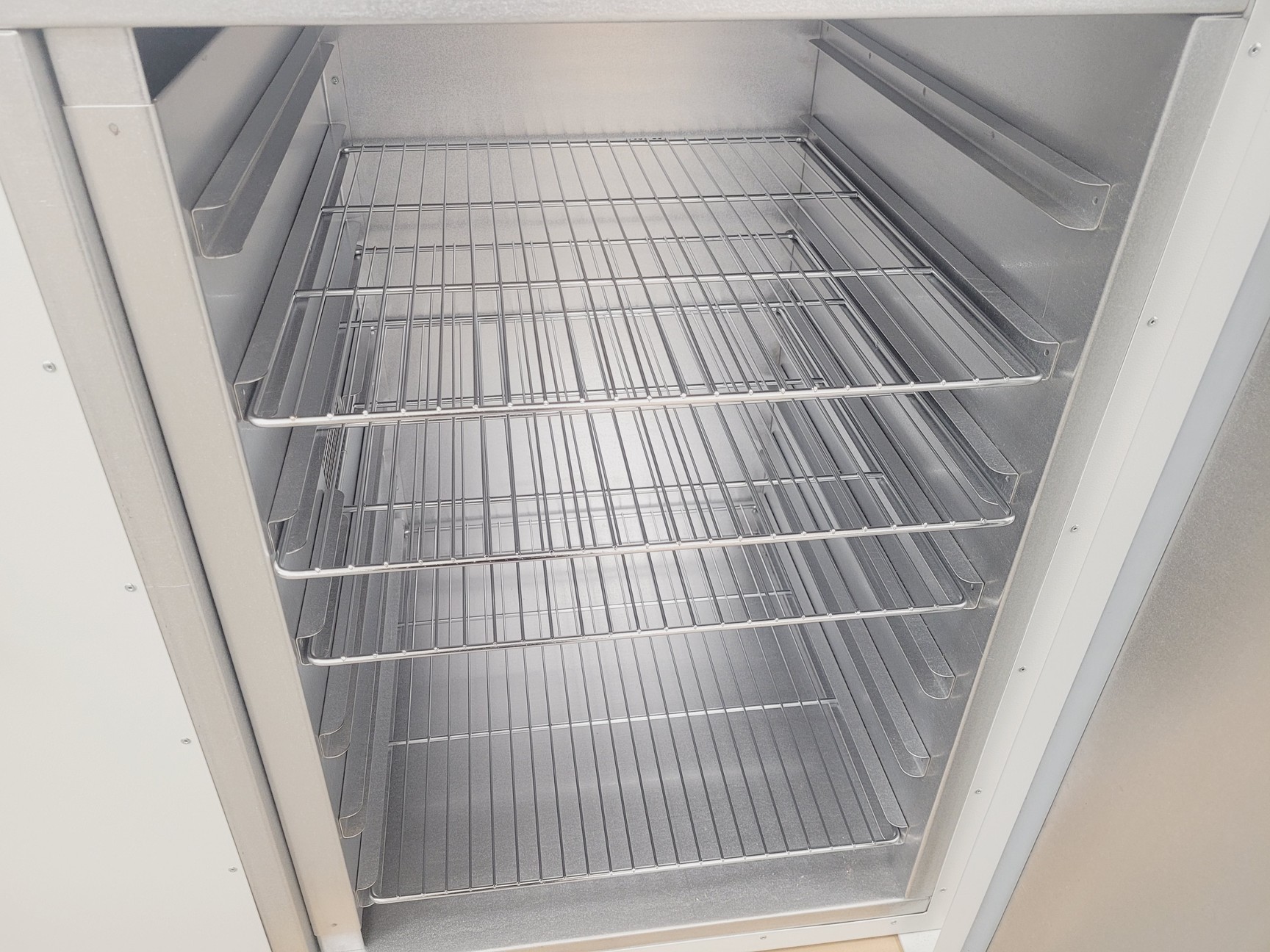Image of Genlab Incubator Model DP/200F Lab