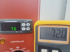 Thumbnail image of Genlab Incubator Model DP/200F Lab