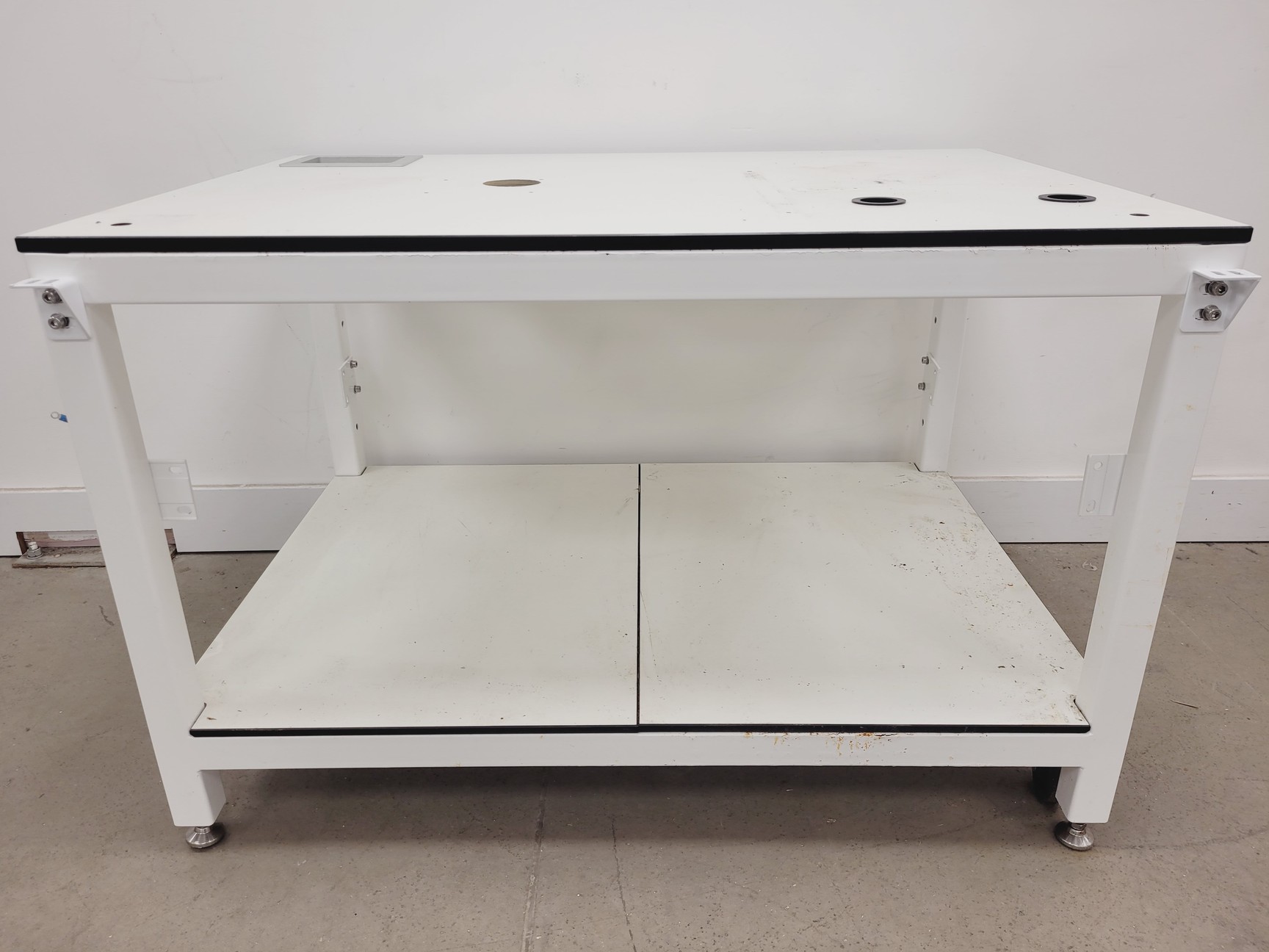 Image of 7 x White Trespa Laboratory Tables in Various Sizes Lab
