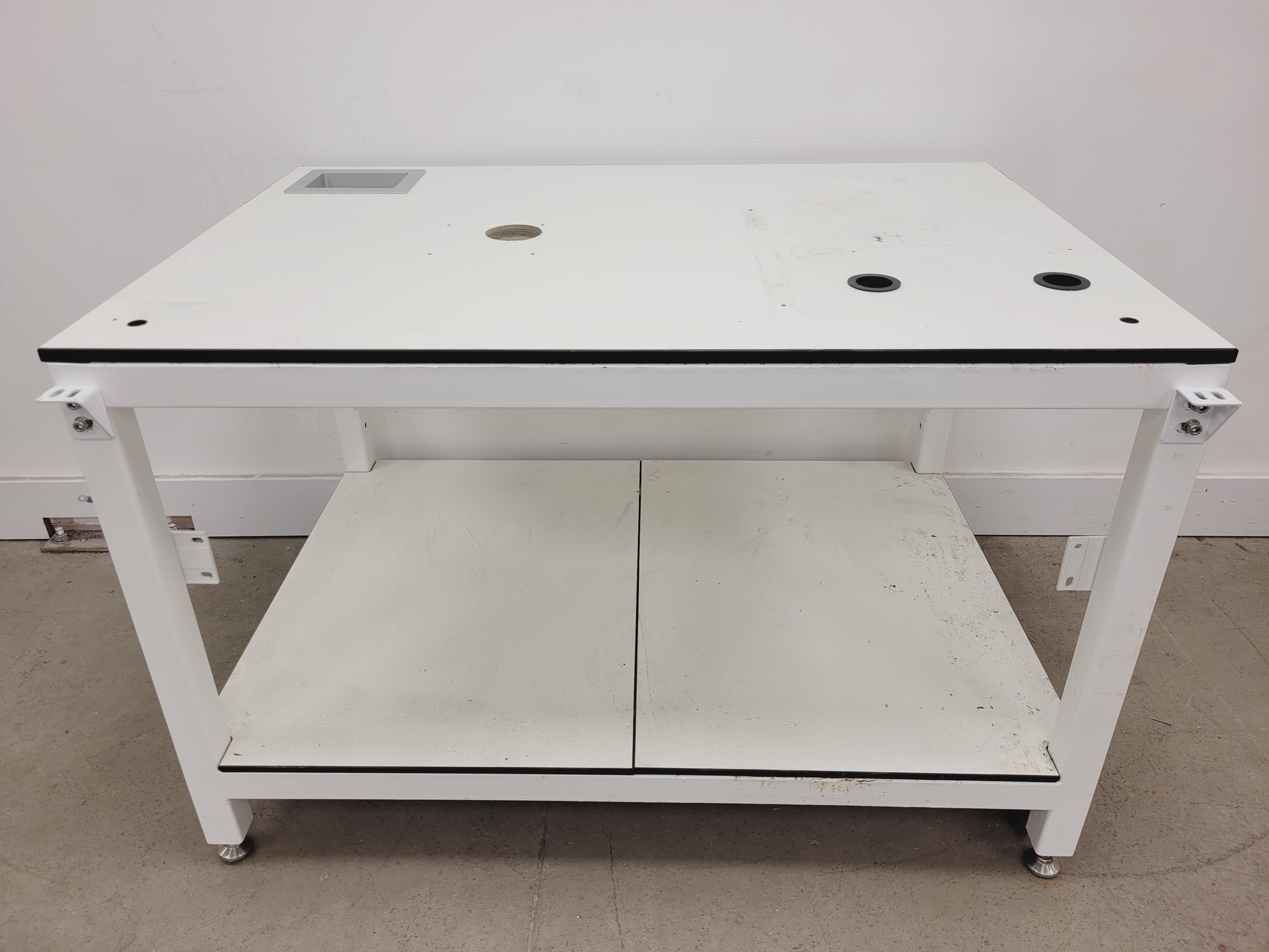 Image of 7 x White Trespa Laboratory Tables in Various Sizes Lab