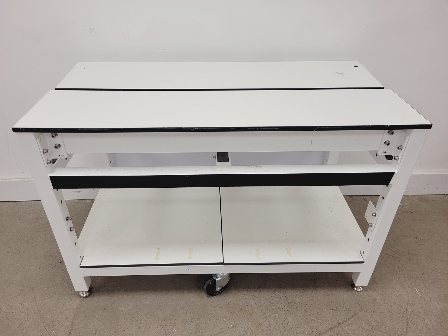 Image of 7 x White Trespa Laboratory Tables in Various Sizes Lab