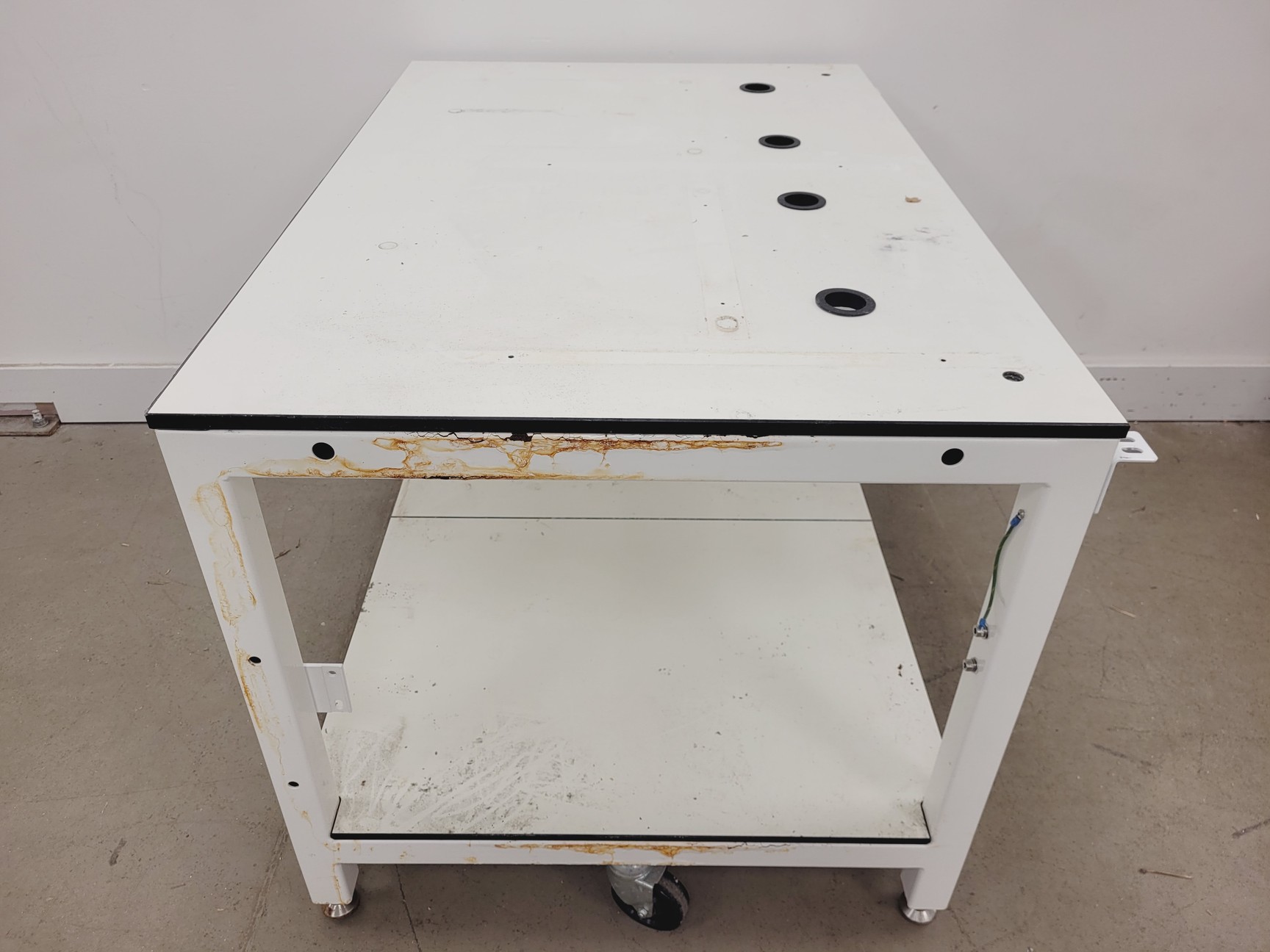 Image of 7 x White Trespa Laboratory Tables in Various Sizes Lab