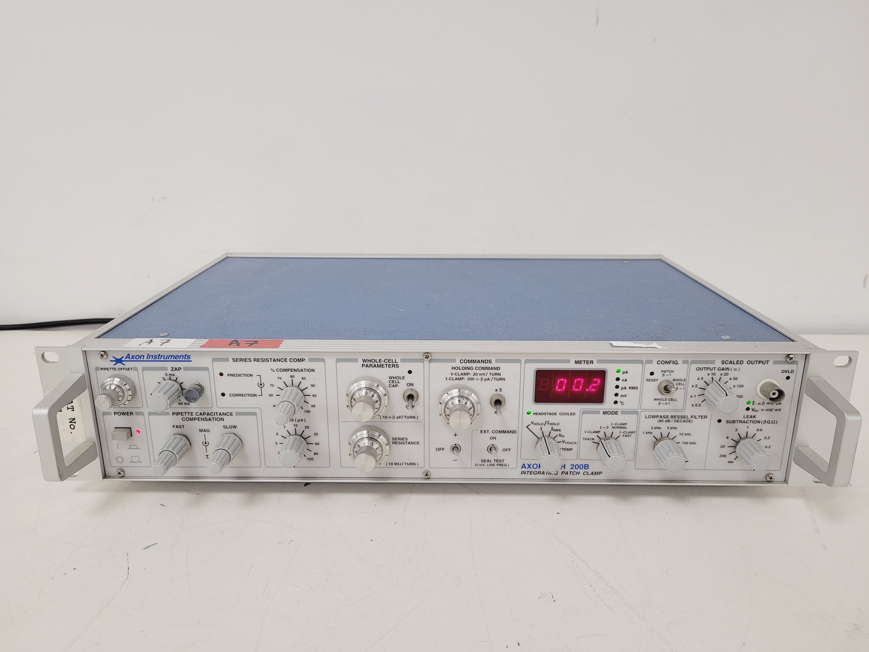 Image of Axon Instruments Axopatch 200B Integrating Patch Clamp Amplifier Lab