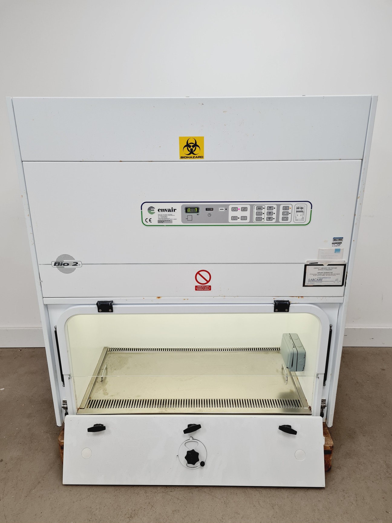 Image of Envair Bio 2+ Class 2 Microbiological Safety Cabinet Lab