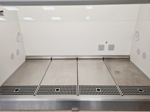 Thumbnail image of Thermo Scientific MSC 1.2 MSC-Advantage Class 2 Biological Safety Cabinet Lab