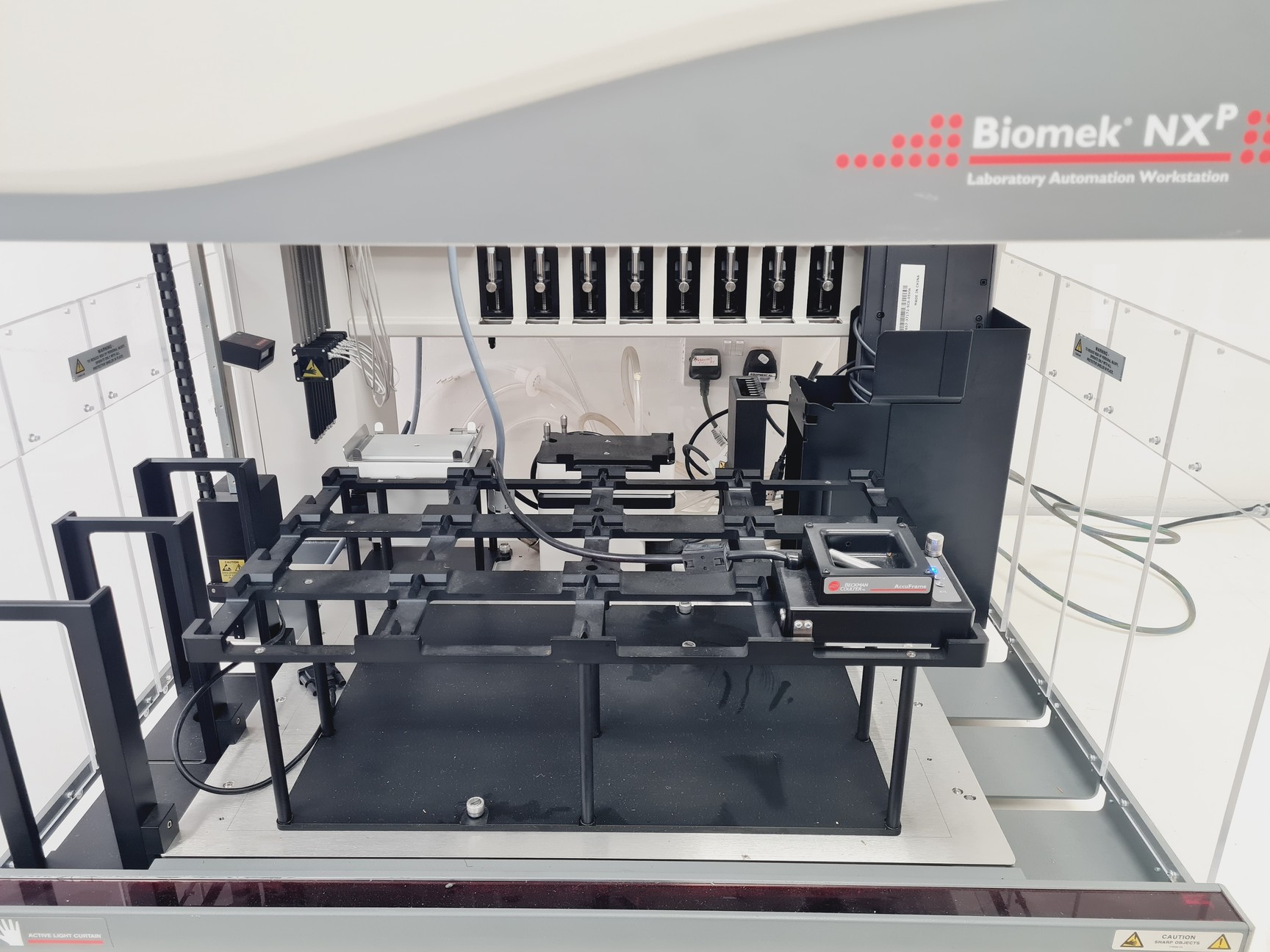 Image of Beckman Coulter BioMek NXp Laboratory Automation System Lab