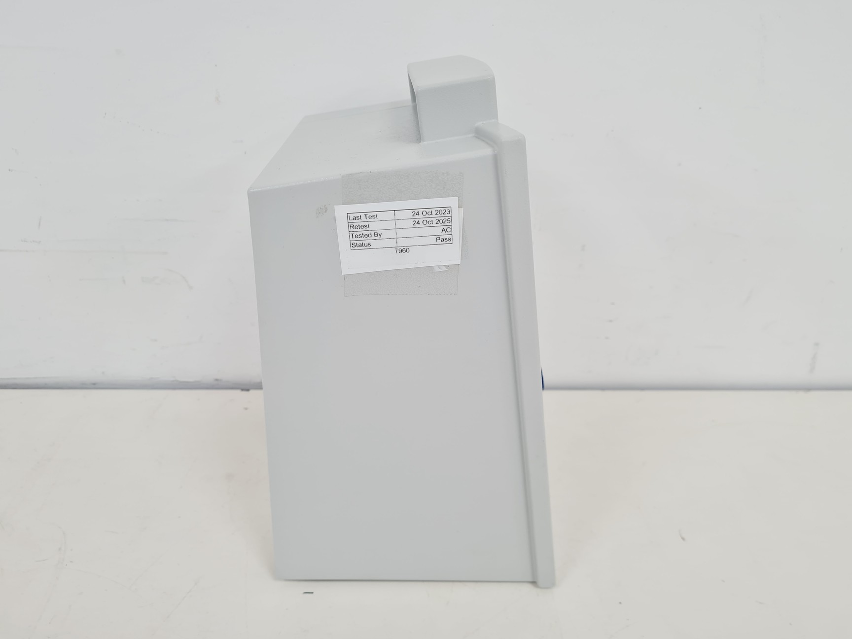 Image of Eppendorf FemtoJet 5247 MicroInjector Lab