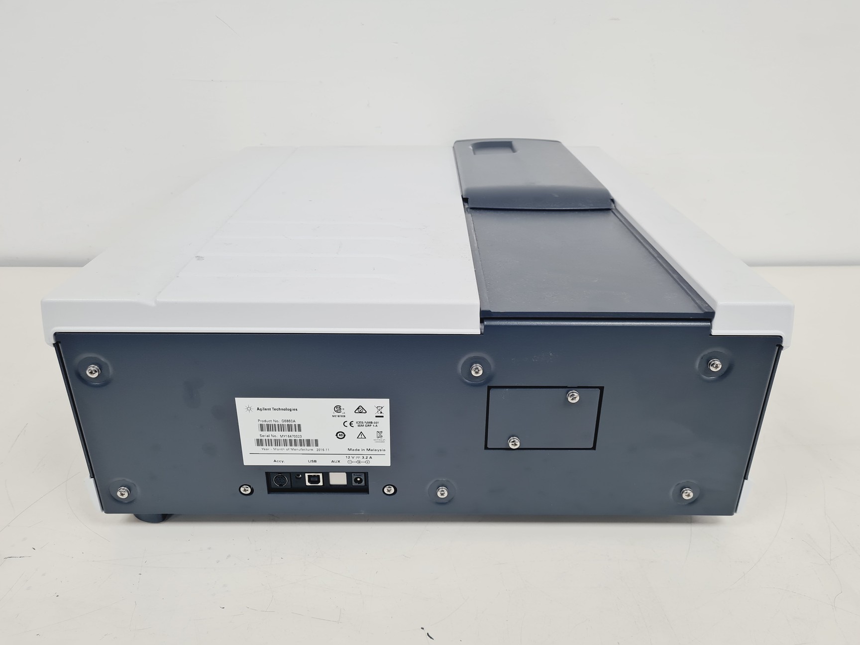 Image of Agilent Technologies Cary 60 UV-Visible Spectrophotometer Spares/Repair Lab