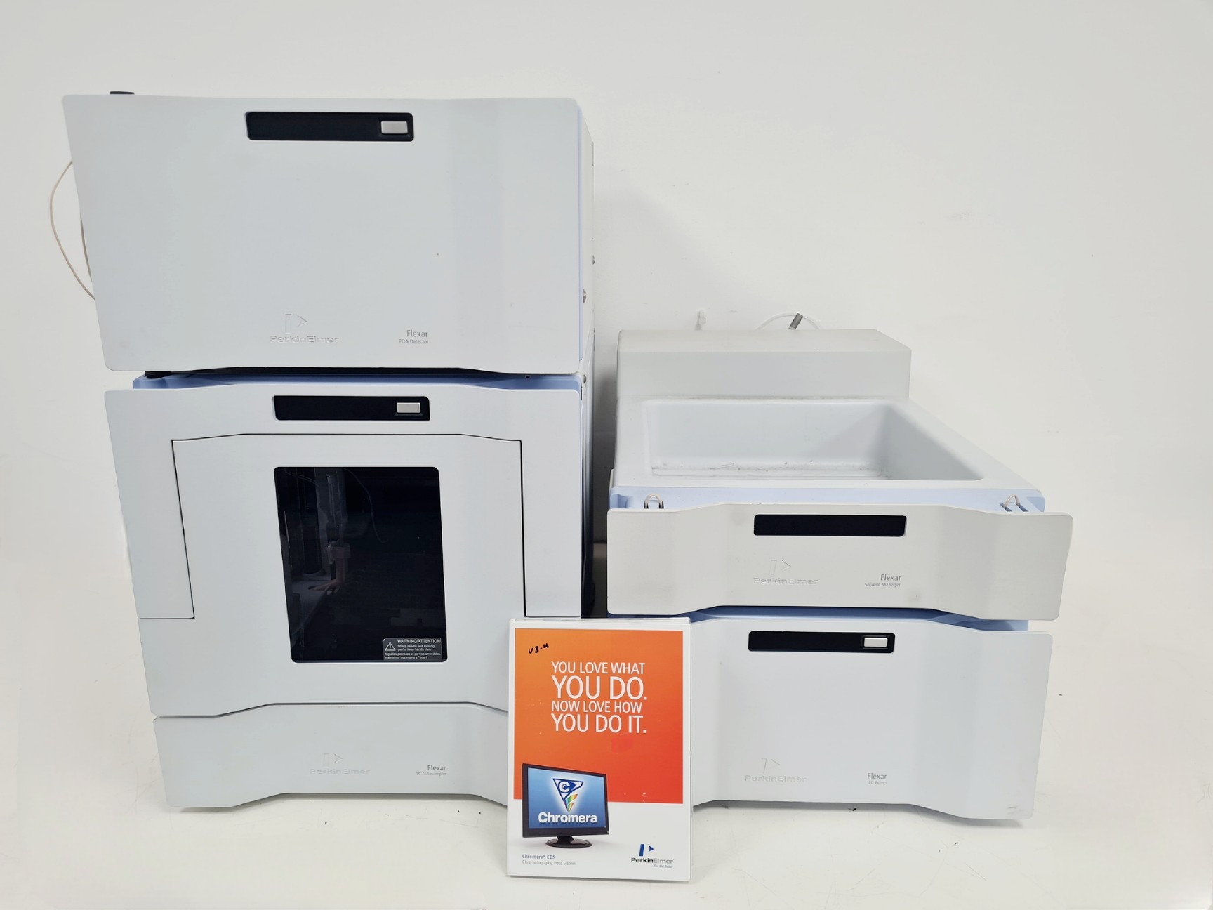 Image of Perkin Elmer Modular HPLC System With Chromera Software Lab