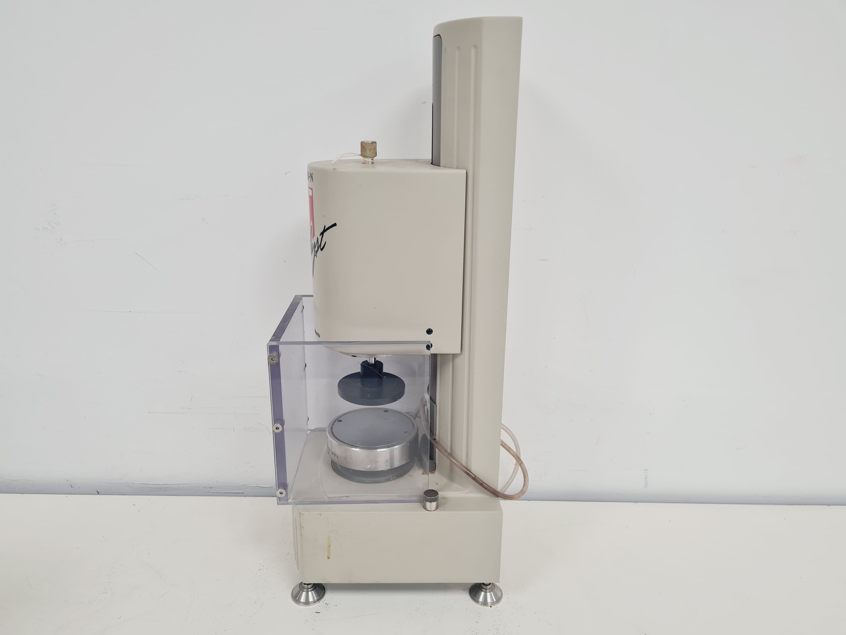 Image of TA Instruments AR1000 Advanced Rheometer System Lab