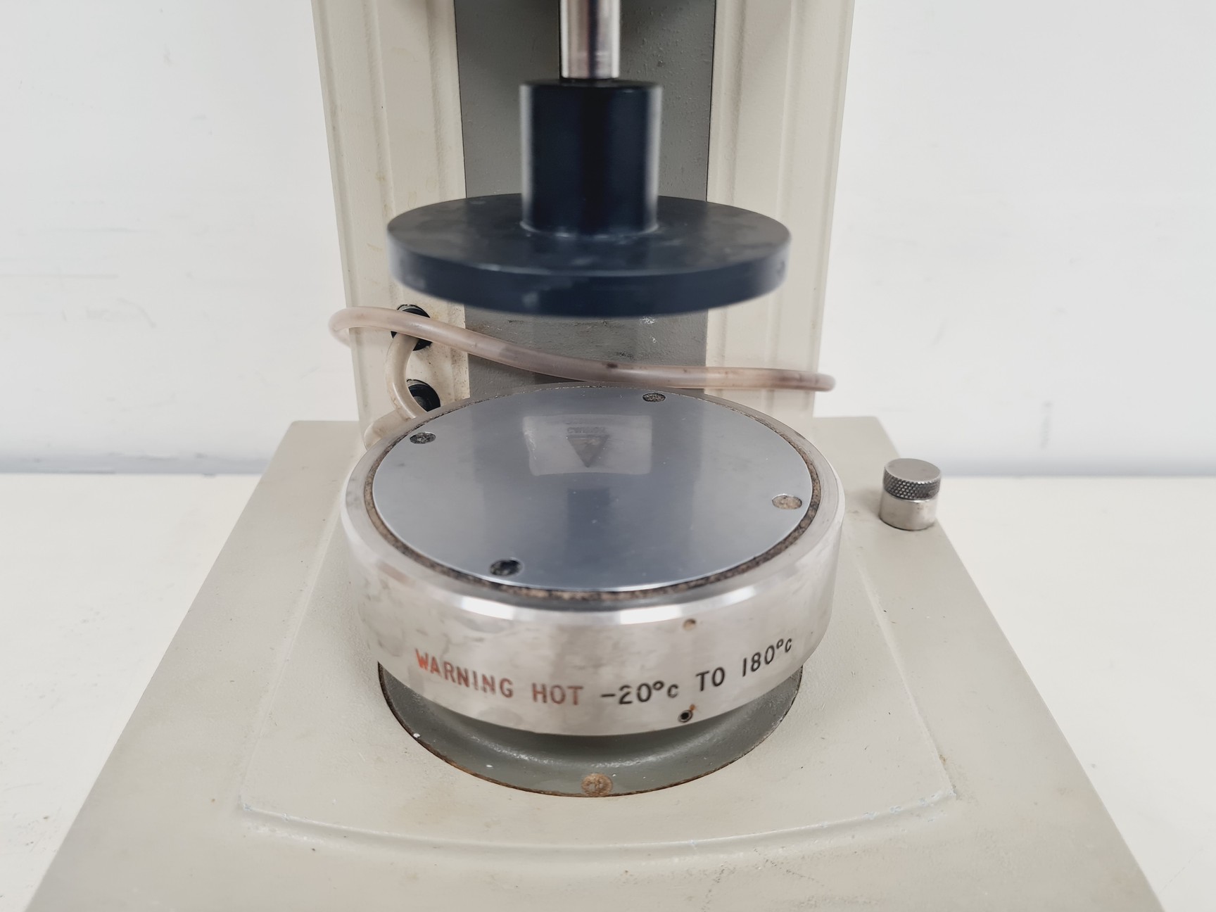 Image of TA Instruments AR1000 Advanced Rheometer System Lab
