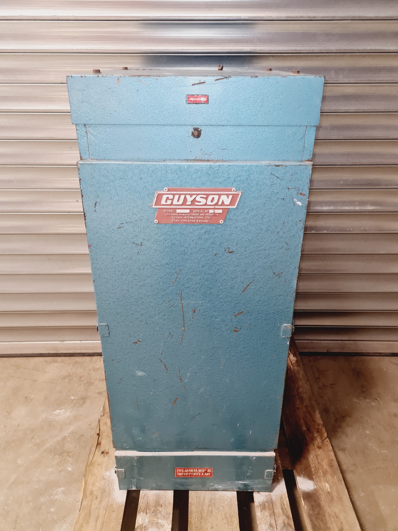 Image of GuySon Sandblaster Model- 800 GloveBox And Filter Spares/Repairs