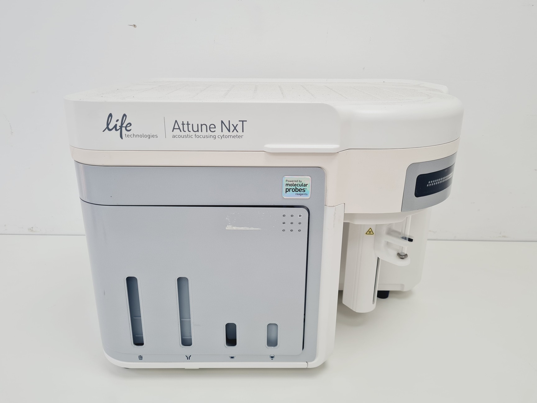 Image of Life Technologies Attune NxT Acoustic Focusing Cytometer AFC2 Lab Spares/Repairs