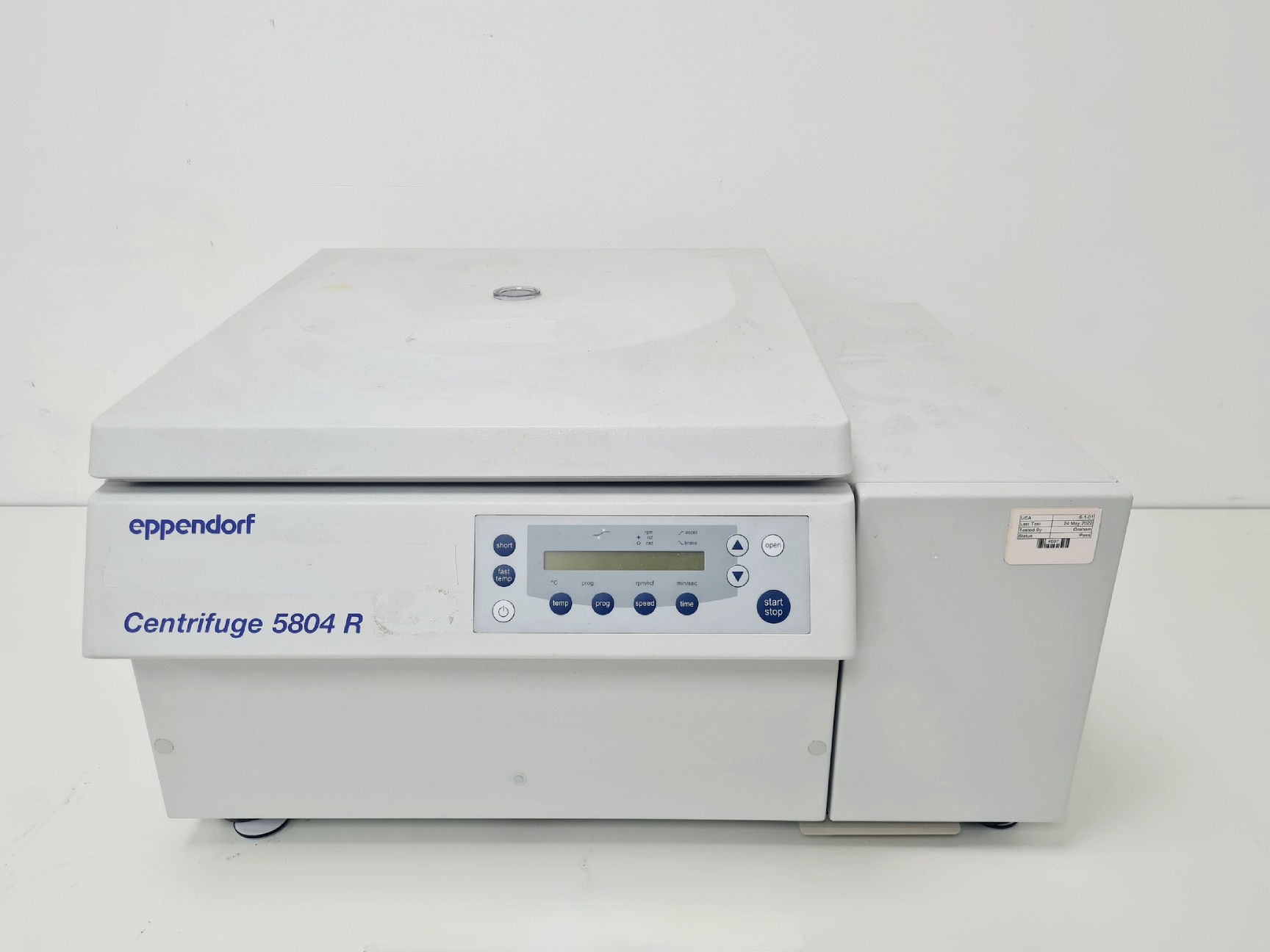 Image of Eppendorf Refrigerated Centrifuge 5804 R Lab Spares/Repairs