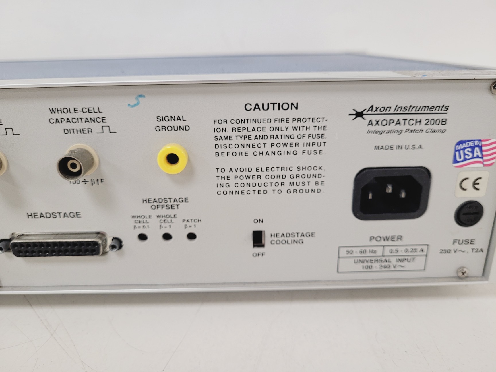 Image of Axon Instruments Axopatch 200B Amplifier Integrating Patch Clamp Lab