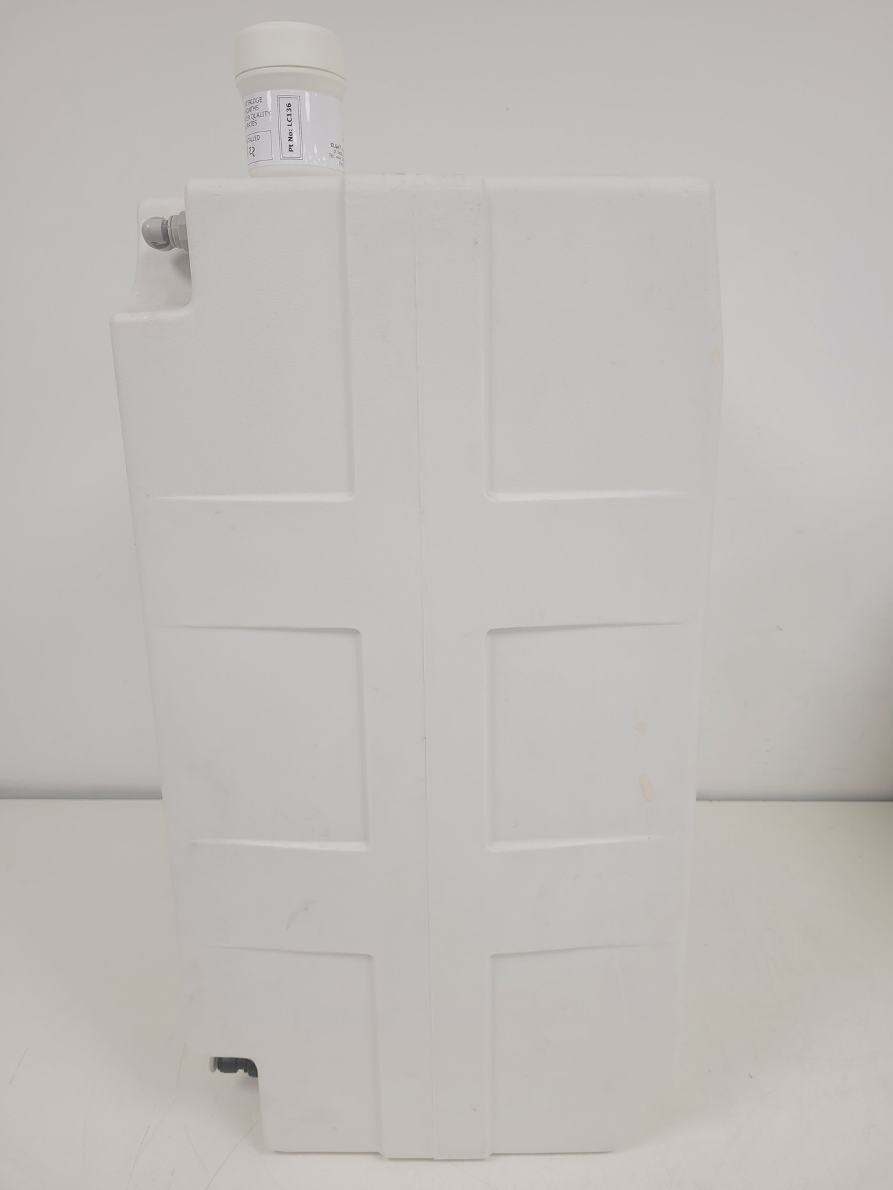 Image of Elga PureLab Option with Elga USF 75L Model OR007BPM1 Reservoir Lab