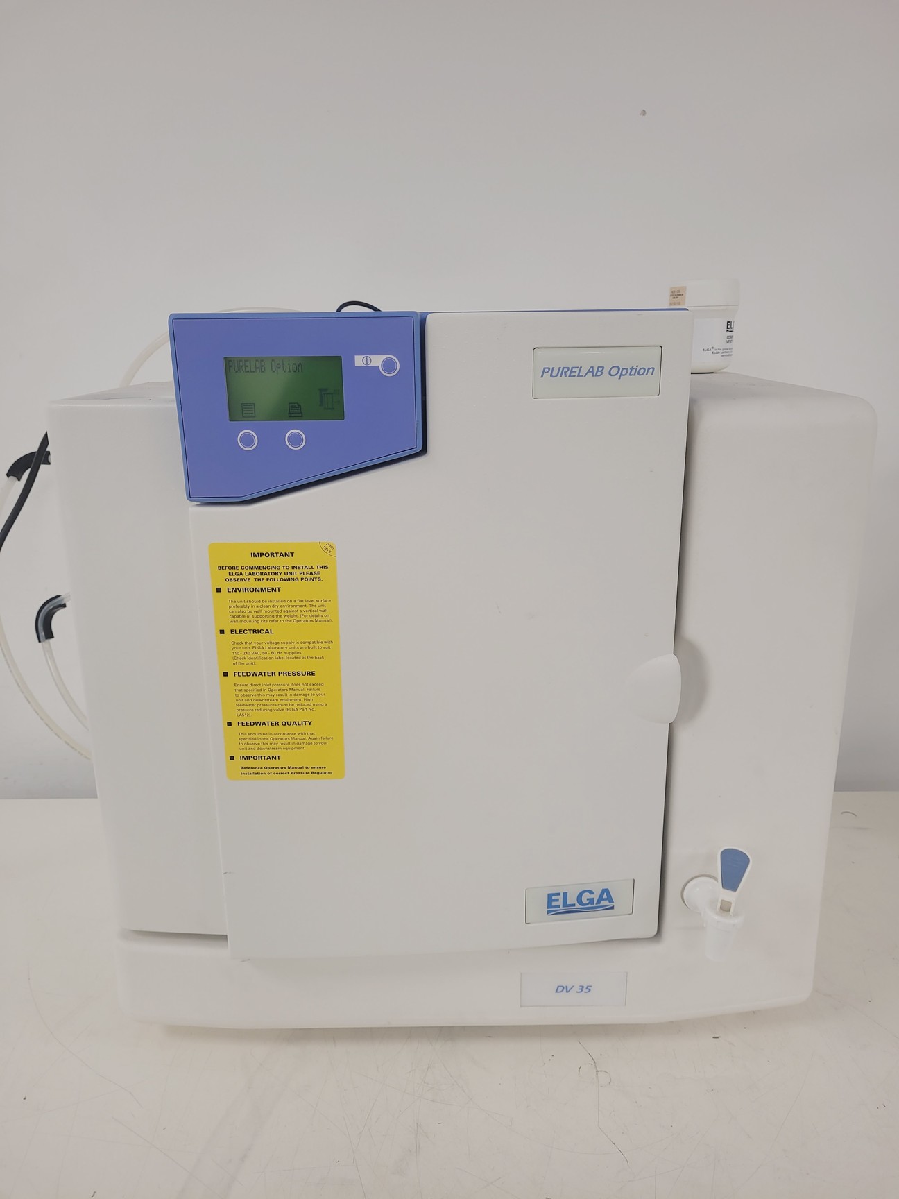 Image of Elga PureLab Option with DV35 Reservoir Lab