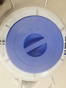 Thumbnail image of Taylor-Wharton VHC35 Liquid Nitrogen Dewar Lab