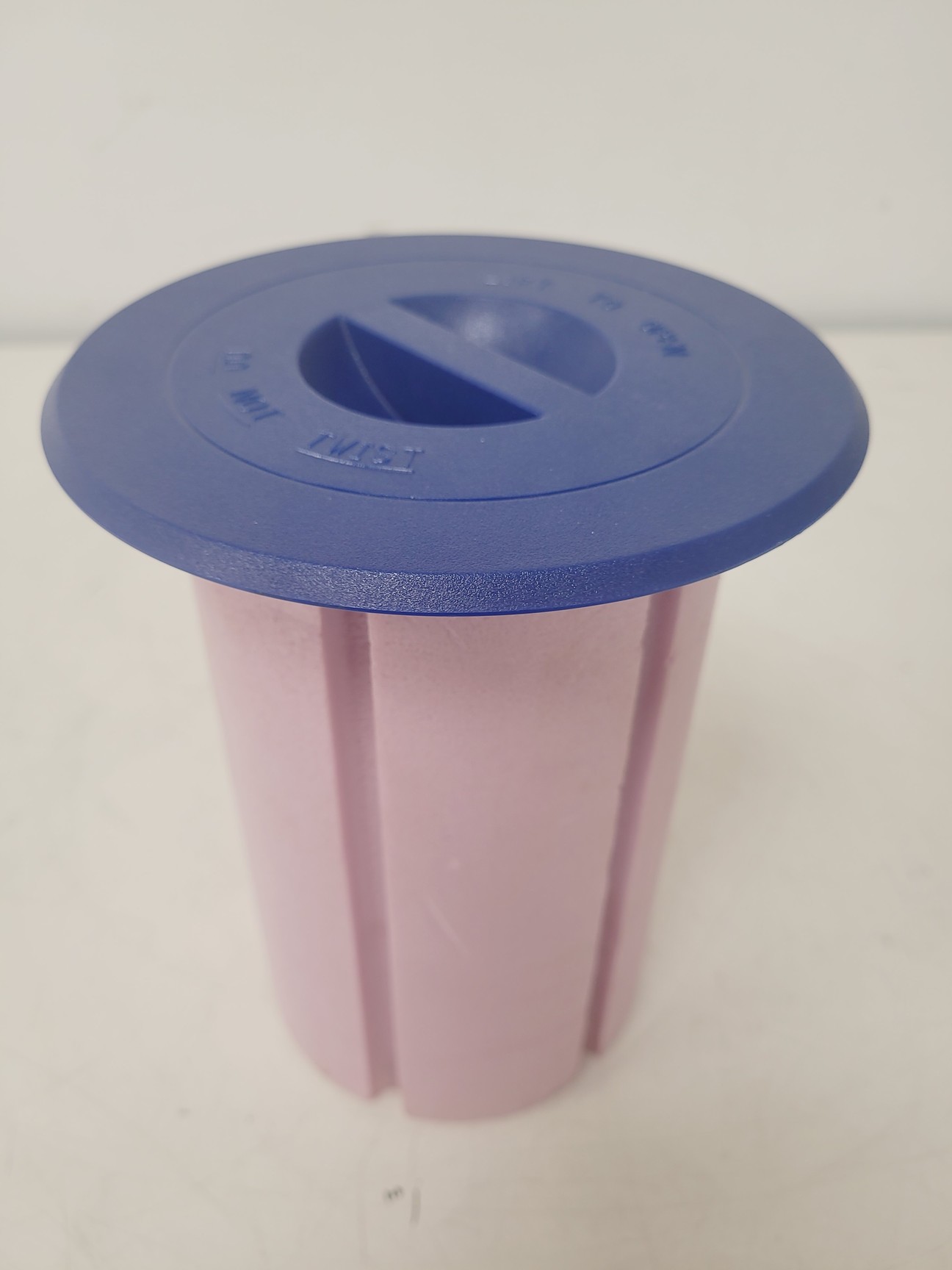 Image of Taylor-Wharton VHC35 Liquid Nitrogen Dewar Lab