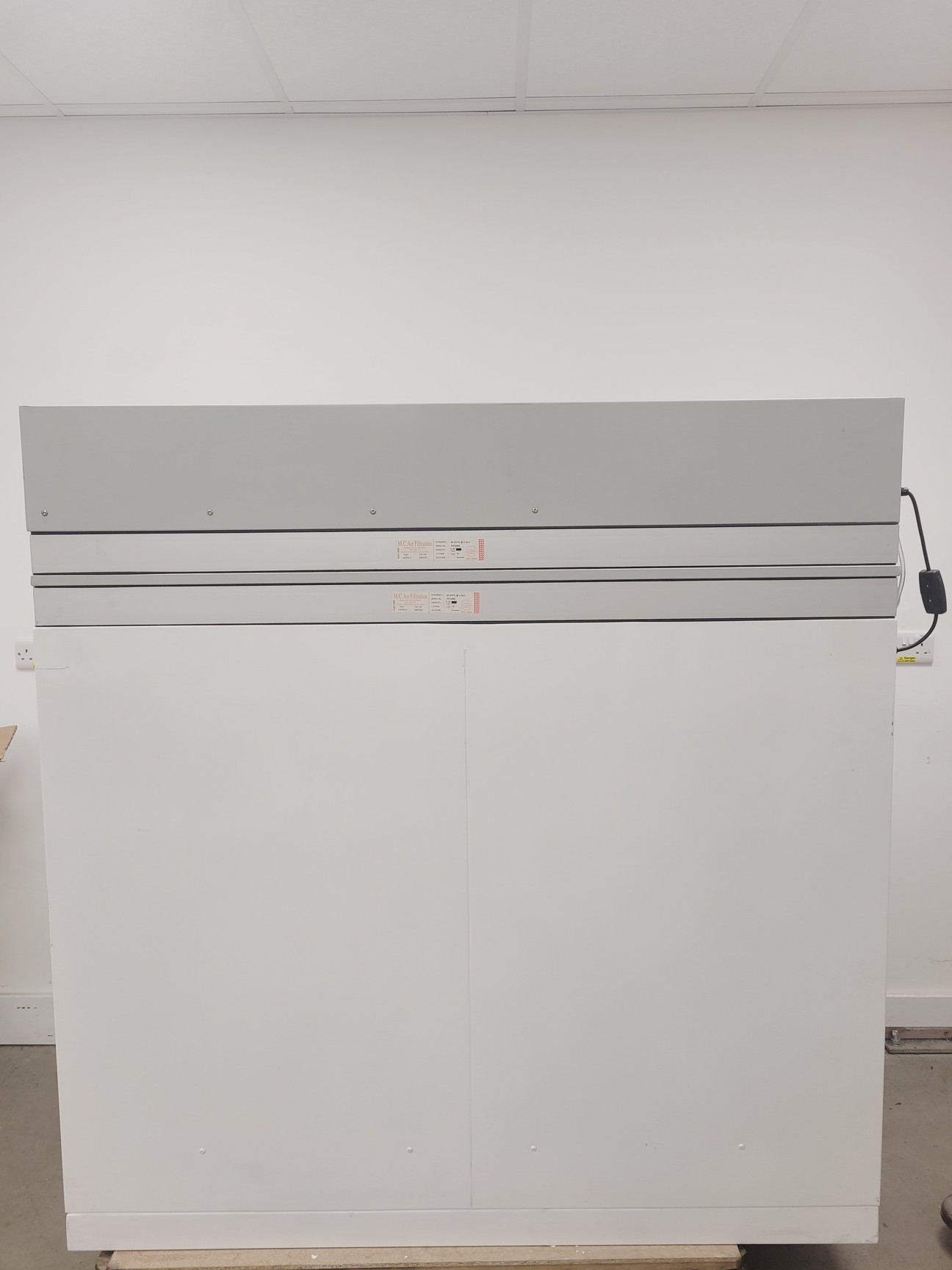 Image of Walker Safety Cabinets Generation 3 Class 2 Recirculating 1500mm Spares/Repairs