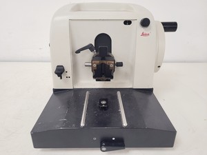 Thumbnail image of Leica RM2125RT Microtome Lab