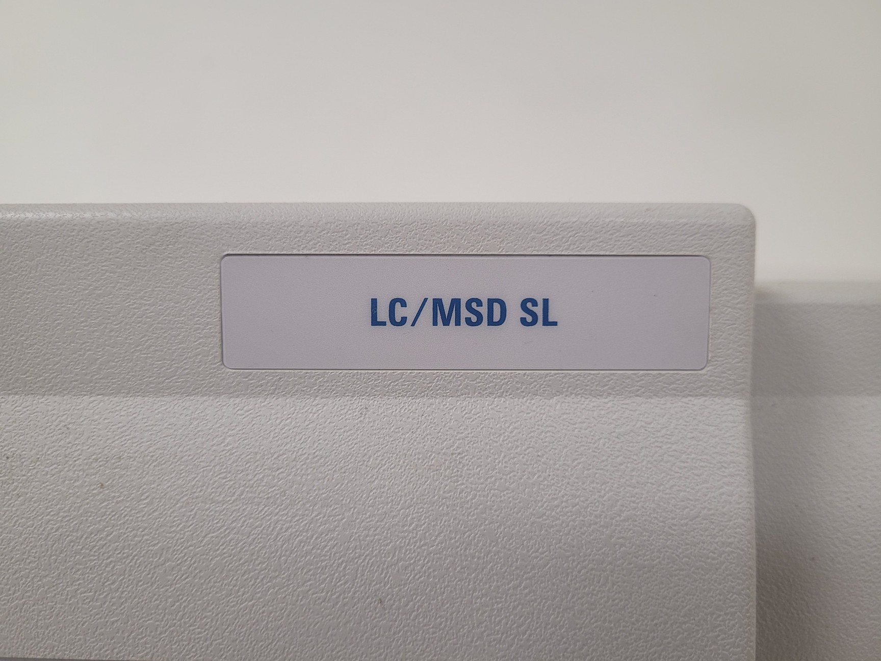 Image of Agilent / HP 1100 Series System with LC/MSD SL G1956B Mass Spectrometer Lab