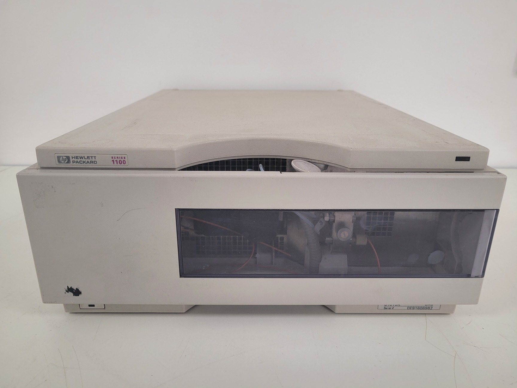 Image of Agilent / HP 1100 Series System with LC/MSD SL G1956B Mass Spectrometer Lab