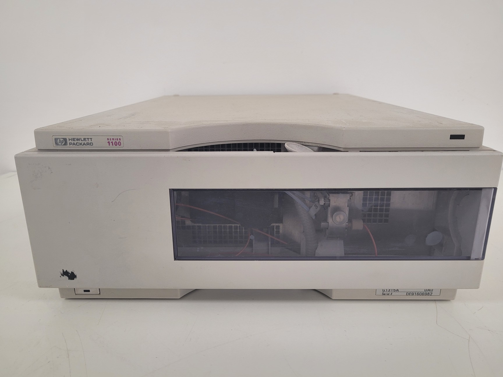 Image of Agilent / HP 1100 Series System with LC/MSD SL G1956B Mass Spectrometer Lab