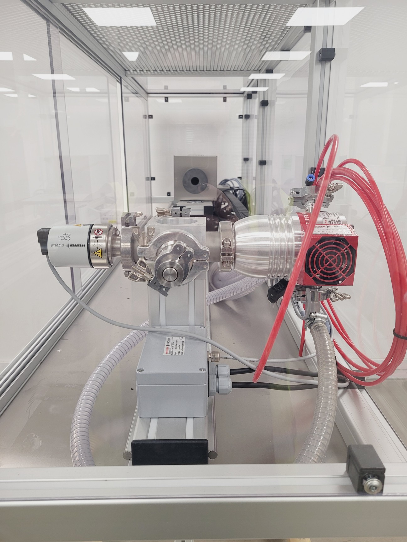 Image of Pfeiffer Sublimination System TCU 330, DCU Vacuum, MVP 070-3C w/ PC & Software