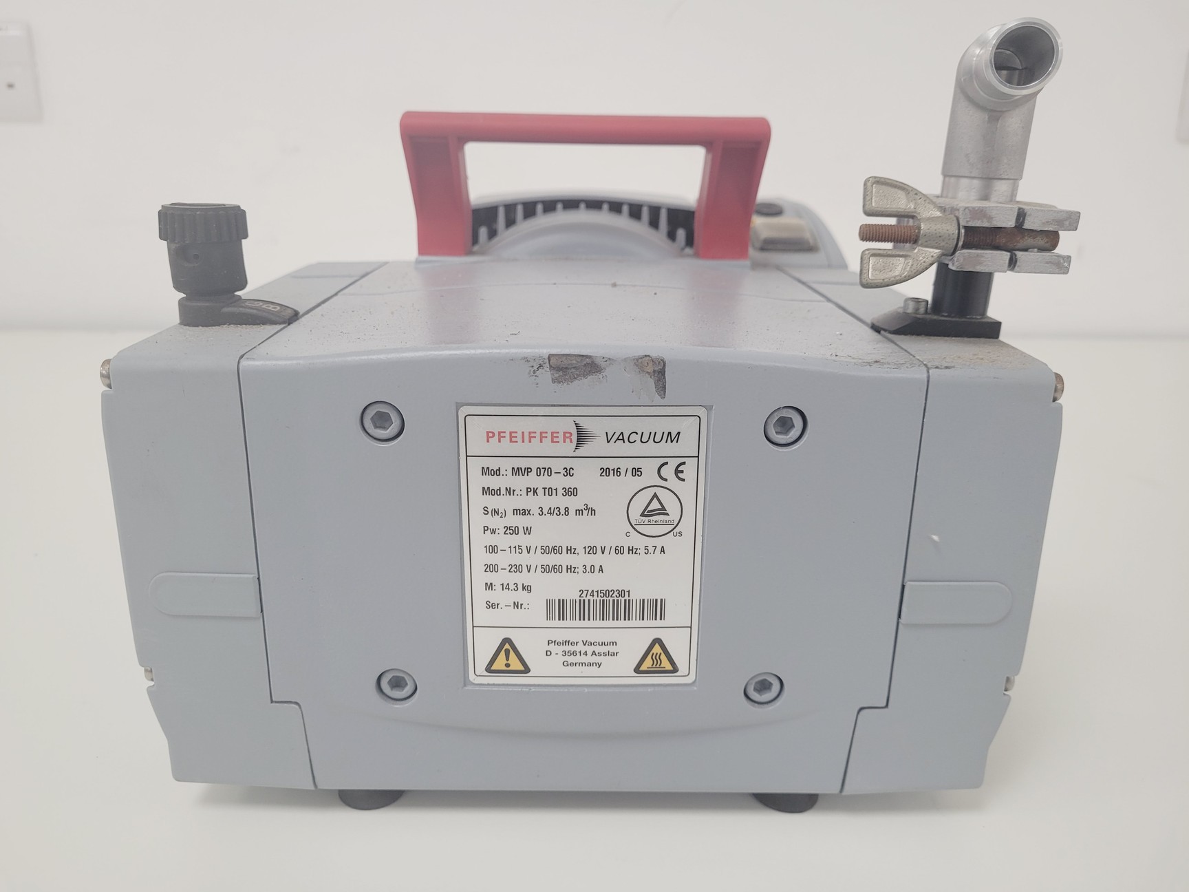 Image of Pfeiffer Sublimination System TCU 330, DCU Vacuum, MVP 070-3C w/ PC & Software