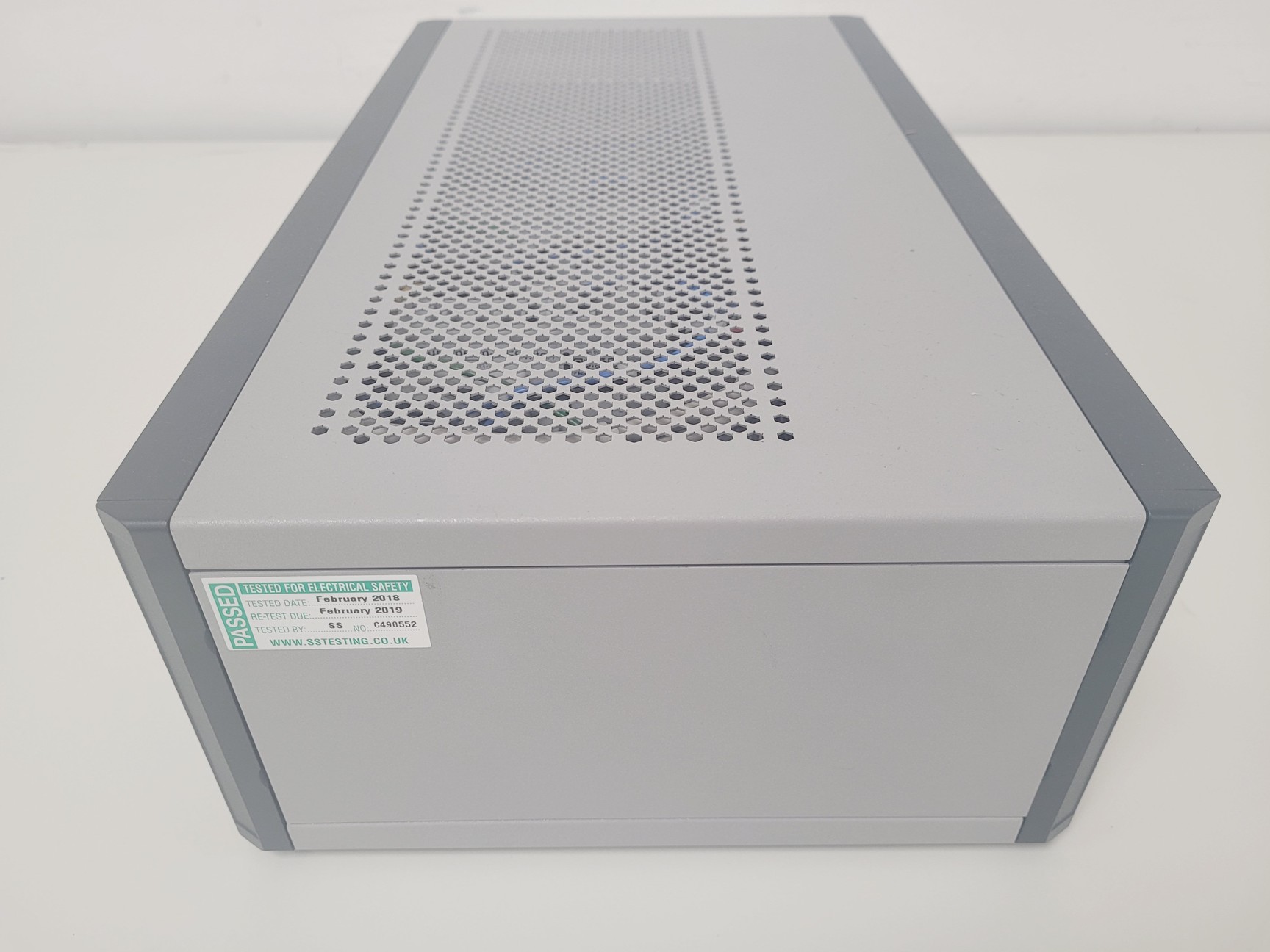 Image of Pfeiffer Sublimination System TCU 330, DCU Vacuum, MVP 070-3C w/ PC & Software