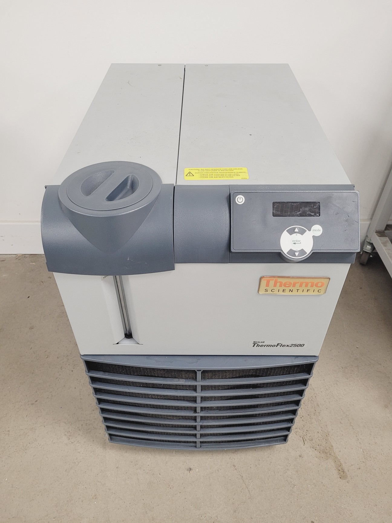 Image of Thermo Scientific Thermoflex 2500 Recirculating Chiller Lab