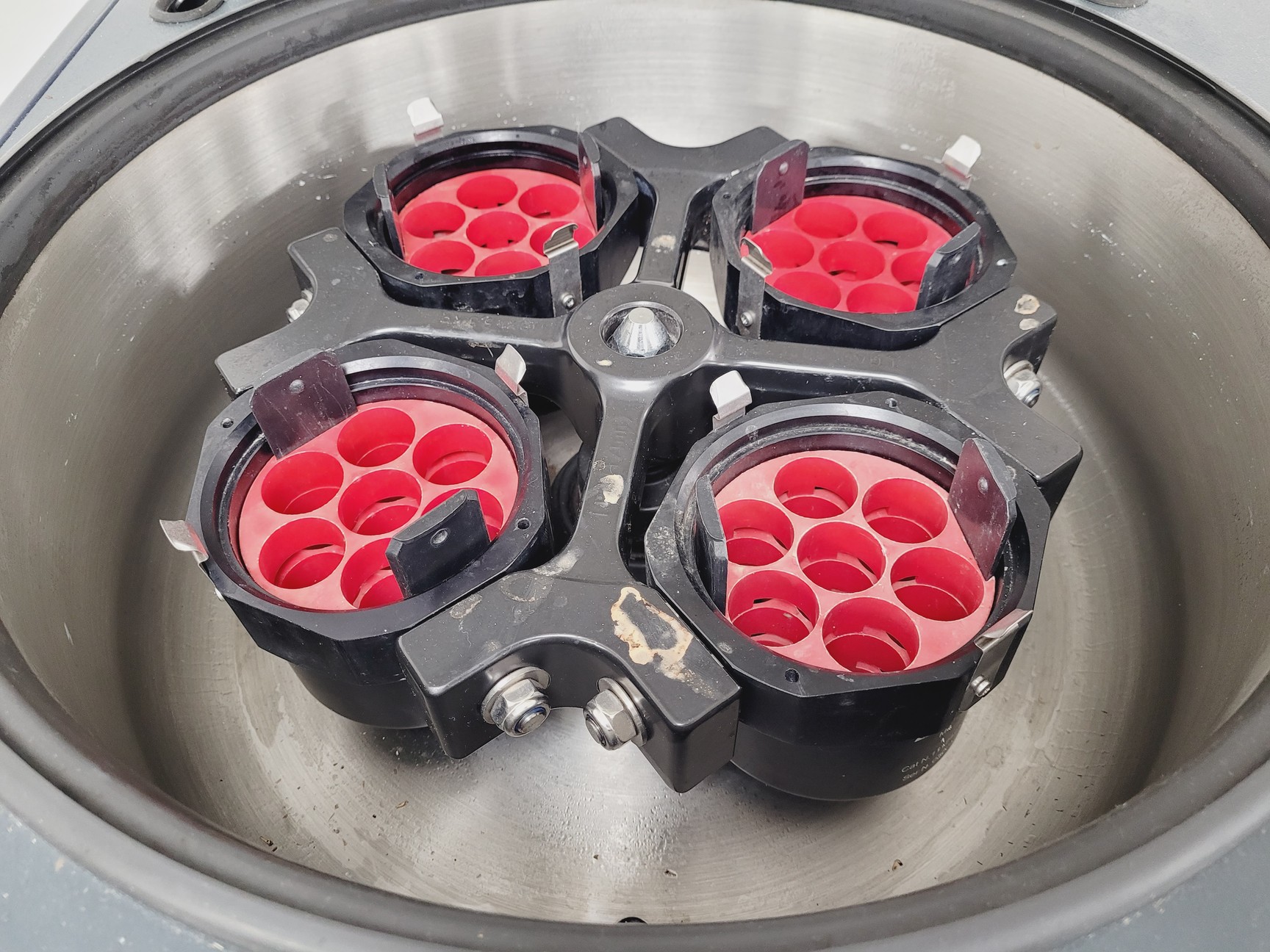 Image of Jouan Refrigerated Centrifuge  Model - CR412 with 4750RPM Rotor & Inserts Lab