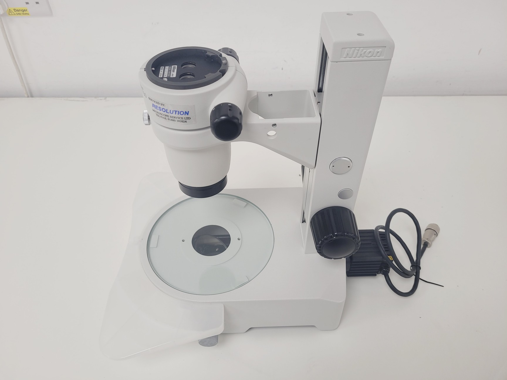 Image of Nikon SMZ1000 Microscope On A Nikon C-DS Base Lab (No Head)