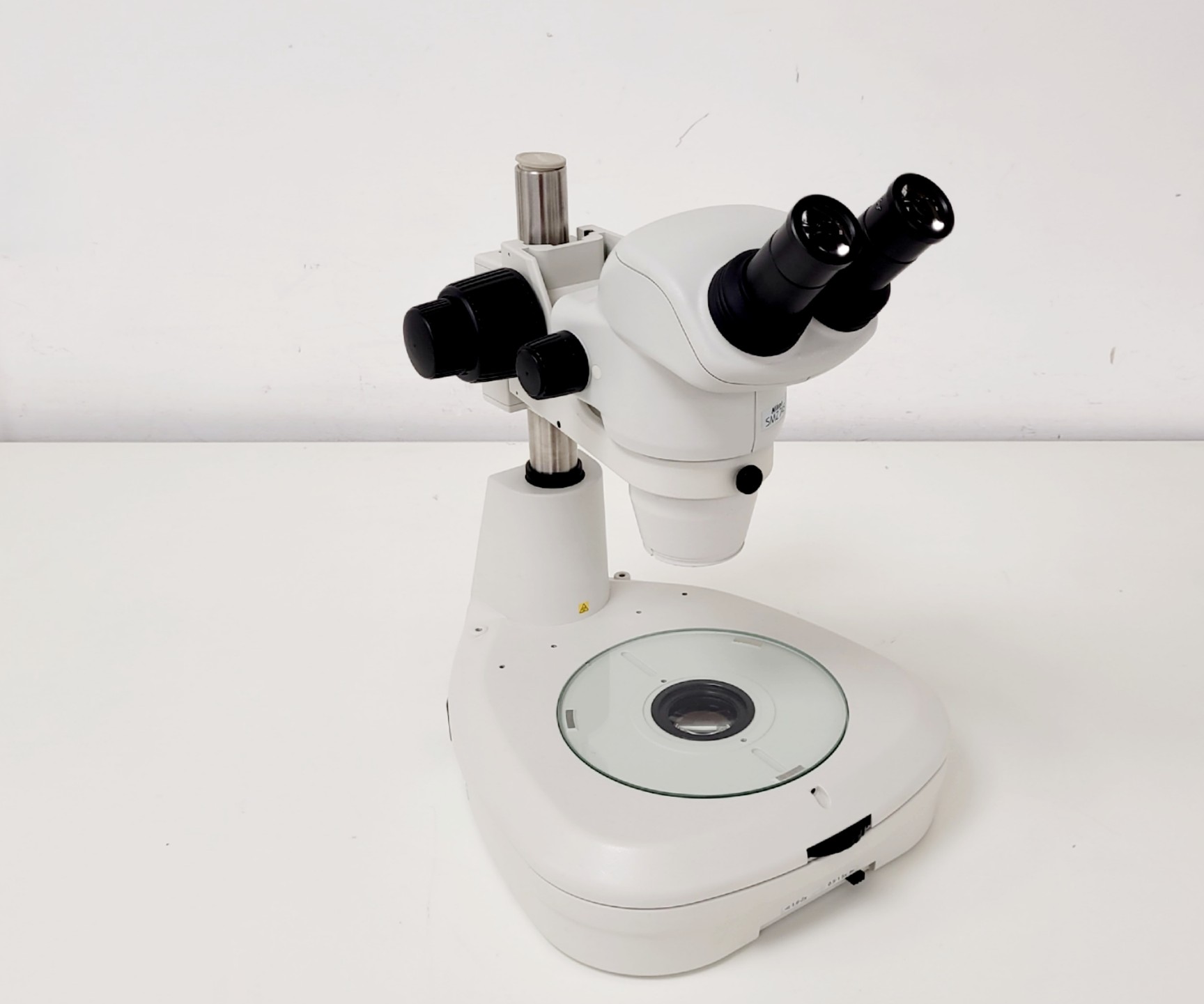 Image of Nikon SMZ745 Microscope with C-DSD230 Base Lab