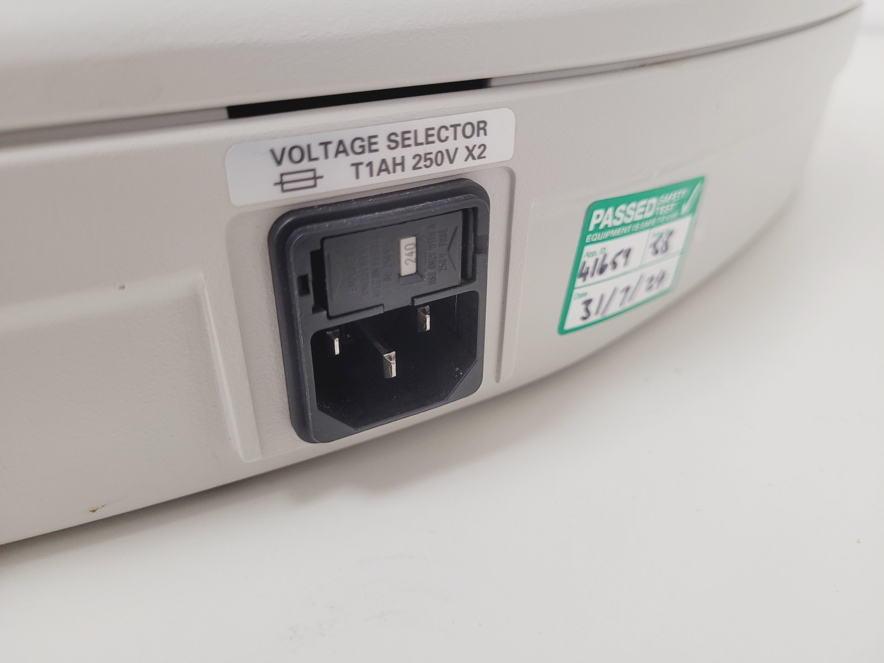 Image of Nikon SMZ745 Microscope with C-DSD230 Base Lab