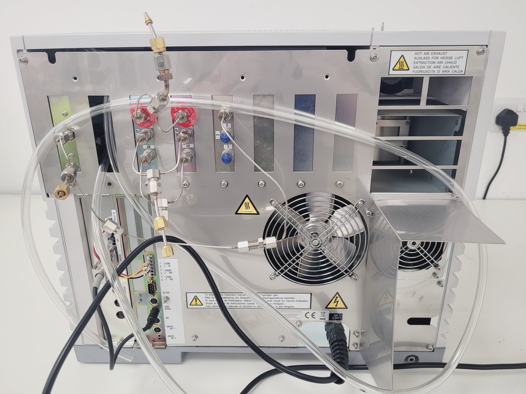 Image of Shimadzu GC-2010 Plus Gas Chromatograph GC with PC & Software lab