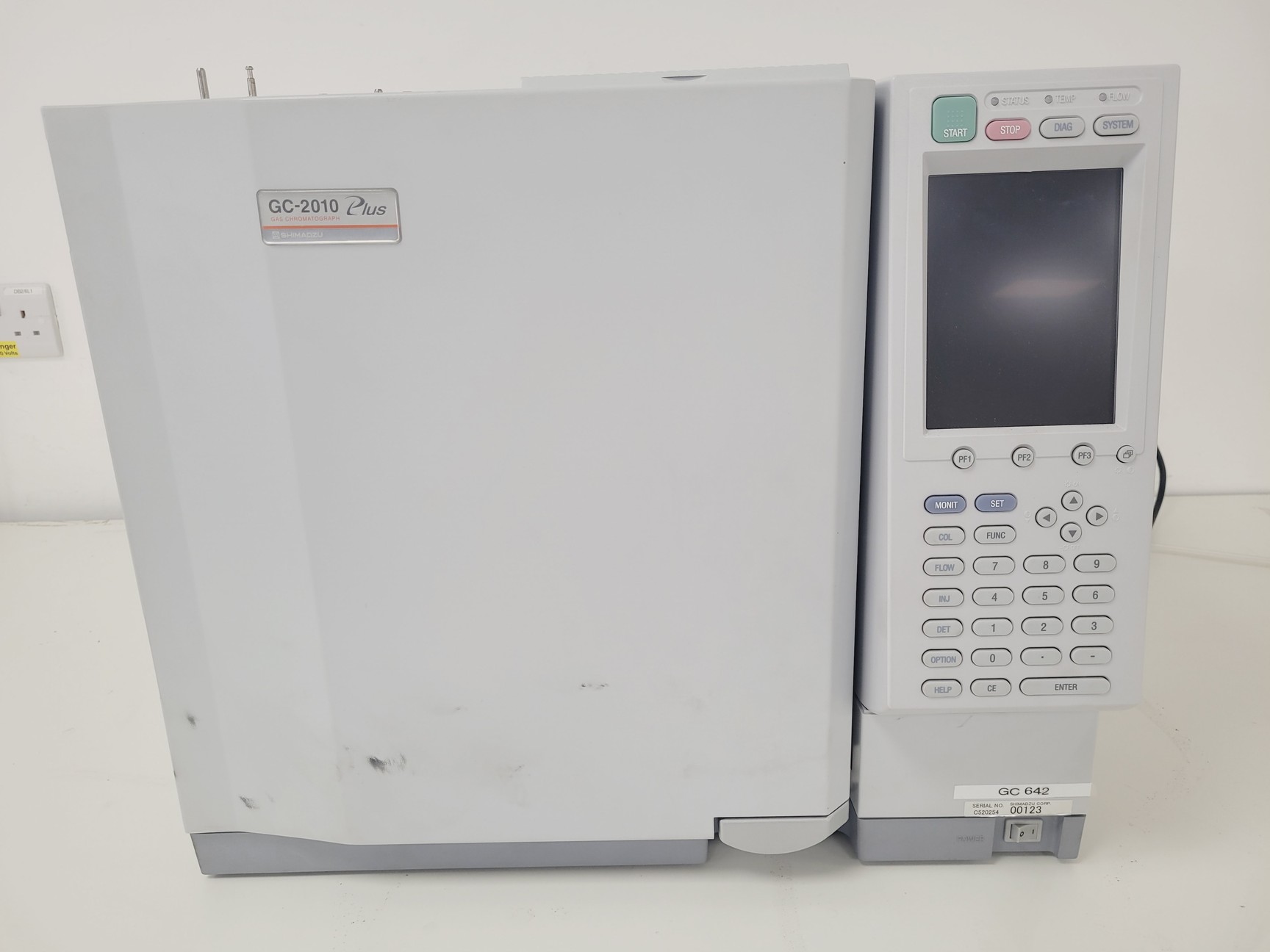 Image of Shimadzu GC-2010 Plus Gas Chromatograph GC with PC & Software lab